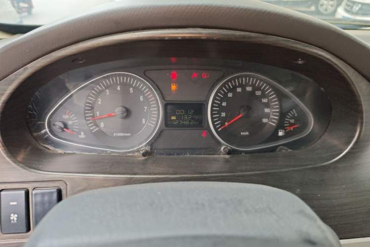 Used JAC Group Refine 2011 2.4L Government Procurement Version Manual Luxury Trim Odometer Close Up