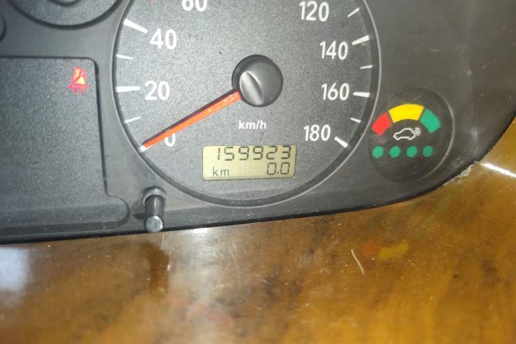 Used JAC Group Refine 2011 2.0L Shuttle Gasoline Standard Edition HFC4GA3 Odometer Close Up
