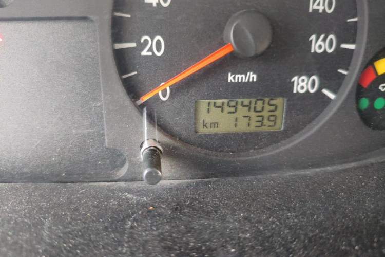 Used JAC Group Refine 2011 2.0L Shuttle Gasoline Standard Edition HFC4GA3 Odometer Close Up