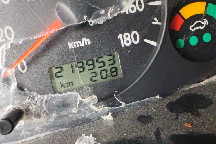 Used JAC Group Refine 2011 2.0L Shuttle Gasoline Standard Edition HFC4GA3 Odometer Close Up