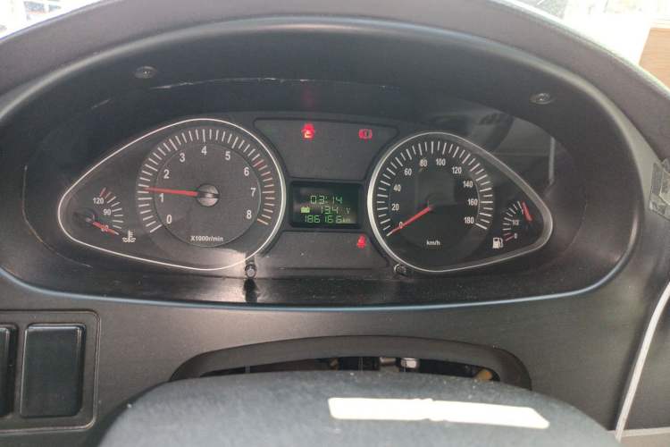 Used JAC Group Refine 2011 2.4L Government Procurement Version Manual Luxury Trim Odometer Close Up