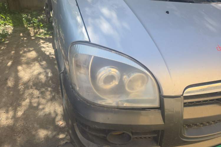 Used JAC Group Refine 2011 2.4L Government Procurement Version Manual Luxury Trim Right Front Headlight