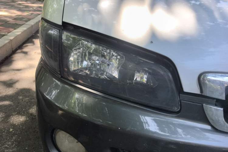 Used JAC Group Refine 2011 2.0L Shuttle Gasoline Comfort Edition HFC4GA3 Right Front Headlight