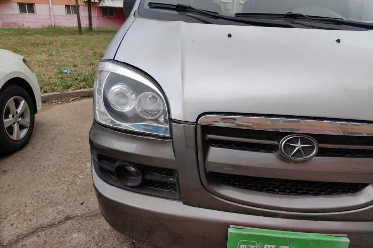 Used JAC Group Refine 2011 2.4L Government Procurement Version Manual Luxury Trim Right Front Headlight