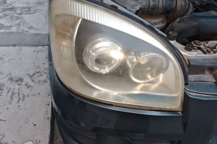 Used JAC Group Refine 2011 2.4L Colorful Journey Gasoline Standard Edition HFC4GA1-C Right Front Headlight
