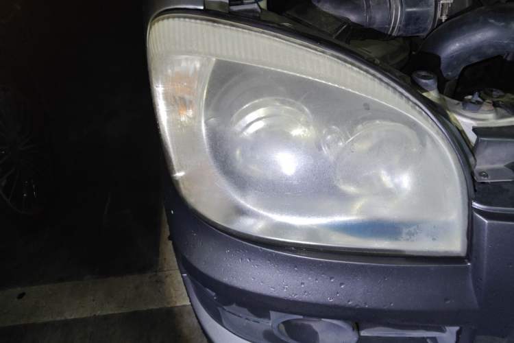 Used JAC Group Refine 2011 2.4L Government Procurement Version Manual Luxury Trim Right Front Headlight
