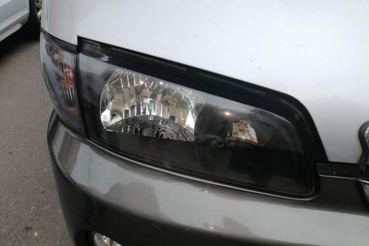Used JAC Group Refine  Right Front Headlight