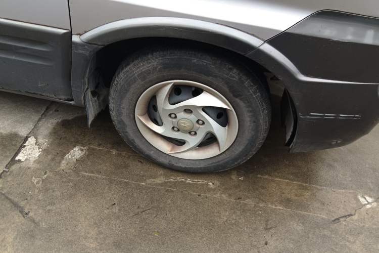 Used JAC Group Refine 2011 2.4L Xianghe Gasoline Standard Edition HFC4GA1-C Right Front Wheel Hub