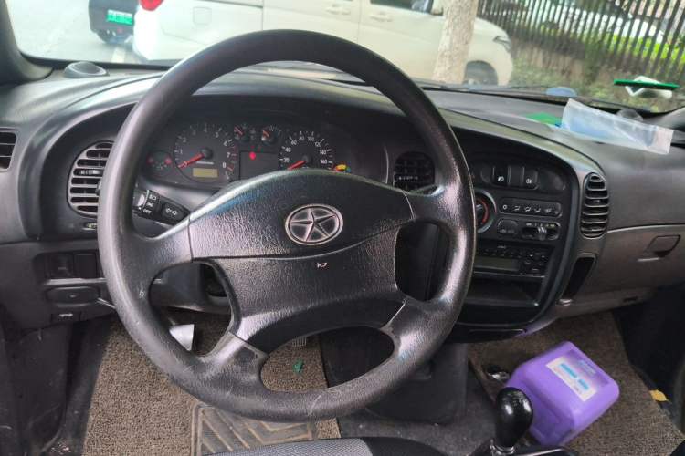 Used JAC Group Refine 2011 2.0L Shuttle Gasoline Standard Edition HFC4GA3 Steering Wheel