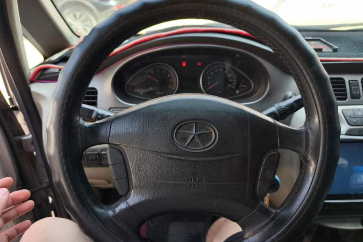 Used JAC Group Refine 2011 2.4L Colorful Journey Gasoline Standard Edition HFC4GA1-C Steering Wheel