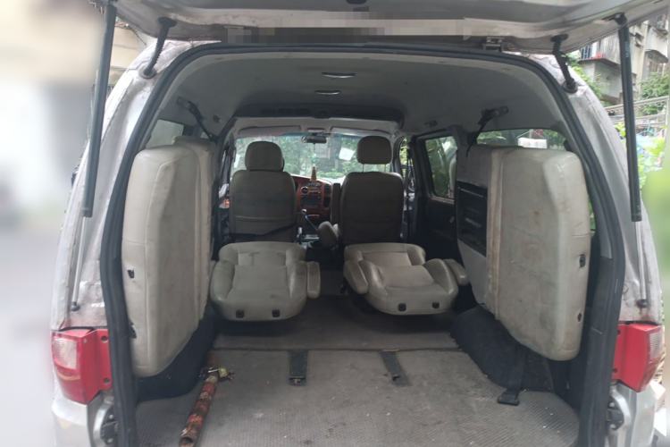 Used JAC Group Refine 2011 2.0L Shuttle Gasoline Standard Edition HFC4GA3 Trunk
