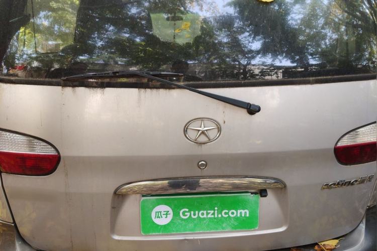 Used JAC Group Refine 2011 2.0L Shuttle Gasoline Standard Edition HFC4GA3 Trunk