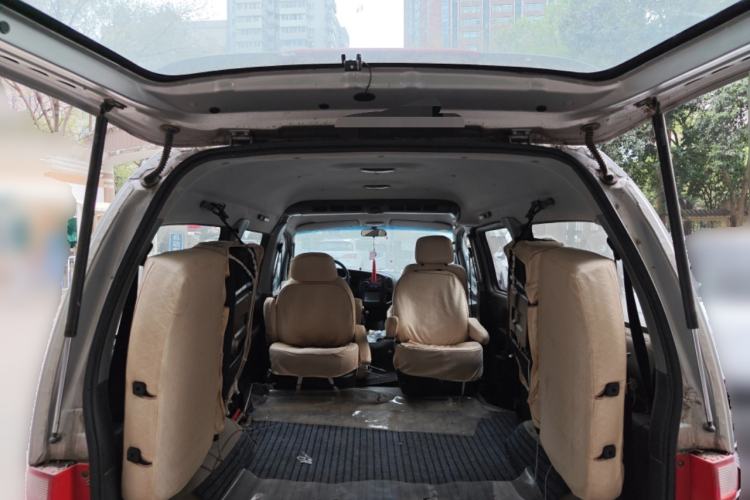 Used JAC Group Refine 2011 2.0L Shuttle Gasoline Comfort Edition HFC4GA3 Trunk
