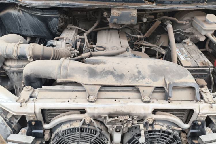 Used JAC Group Refine 2012 2.0L Timeless Edition HFC4GA3 Engine Bay