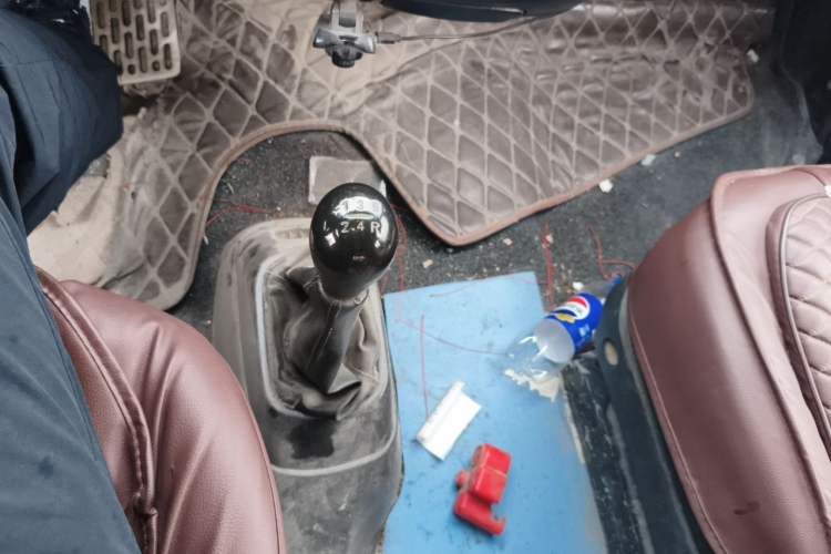 Used JAC Group Refine 2012 2.0L Timeless Edition HFC4GA3 Gear Lever