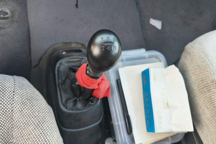 Used JAC Group Refine 2012 2.0L Timeless Edition HFC4GA3 Gear Lever
