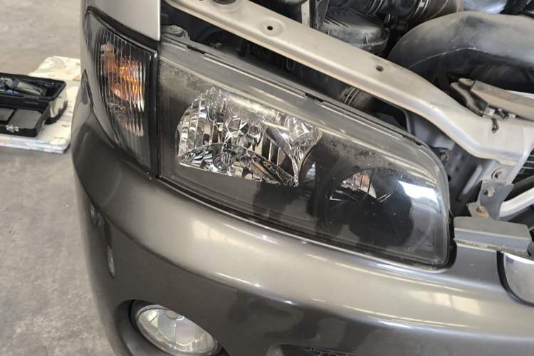 Used JAC Group Refine 2012 2.0L Timeless Edition HFC4GA3 Right Front Headlight