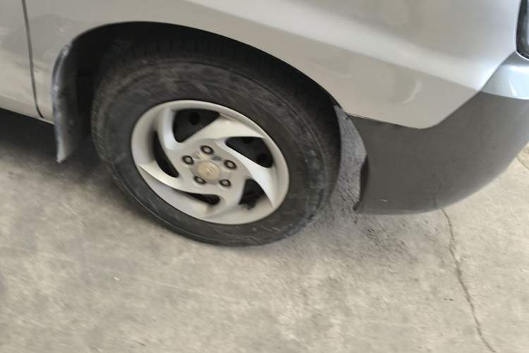 Used JAC Group Refine 2012 2.0L Timeless Edition HFC4GA3 Right Front Wheel Hub