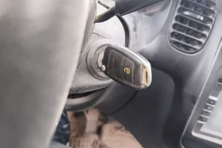 Used JAC Group Refine 2012 2.0L Timeless Edition HFC4GA3 Vehicle Key