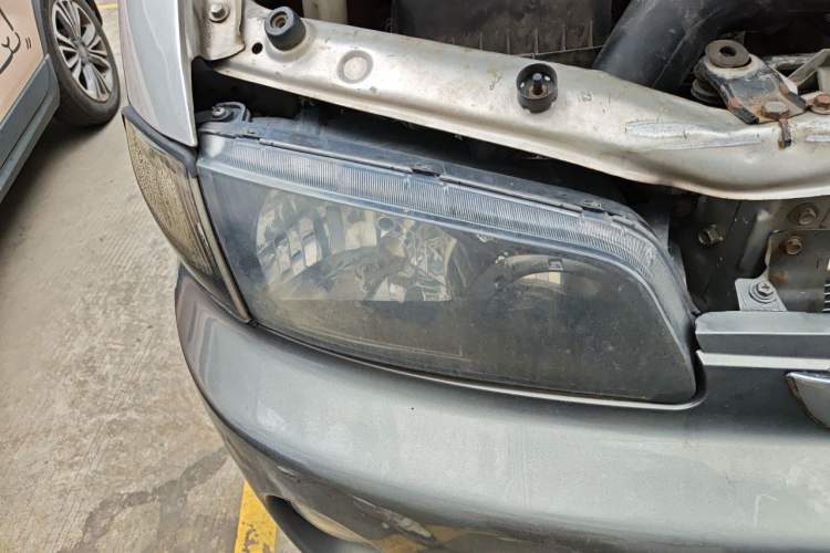 Used JAC Group Refine 2012 1.9T Shuttle Diesel Comfort Version HFC4DB1-2C Right Front Headlight