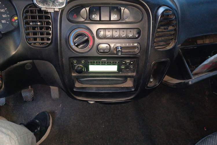 Used JAC Group Refine 2012 2.0L Timeless Edition HFC4GA3 Audio And AC Panel