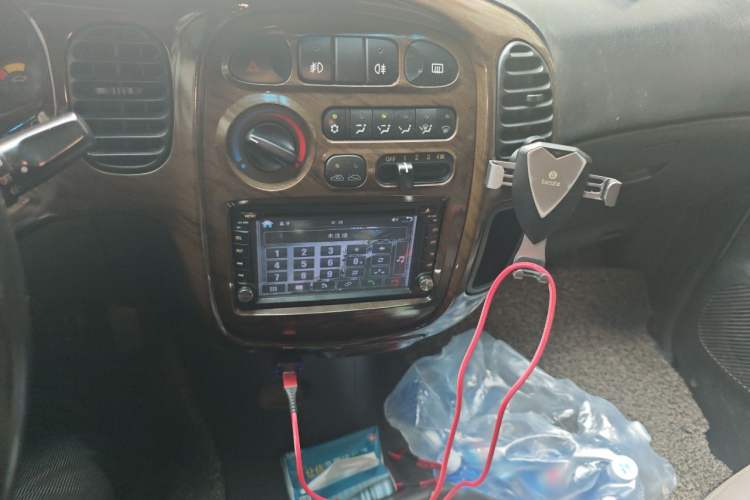 Used JAC Group Refine 2012 1.9T Shuttle Diesel Comfort Version HFC4DB1-2C Audio And AC Panel