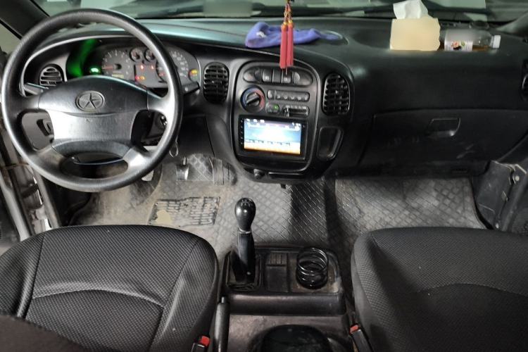 Used JAC Group Refine 2012 2.0L Timeless Edition HFC4GA3 Center Console
