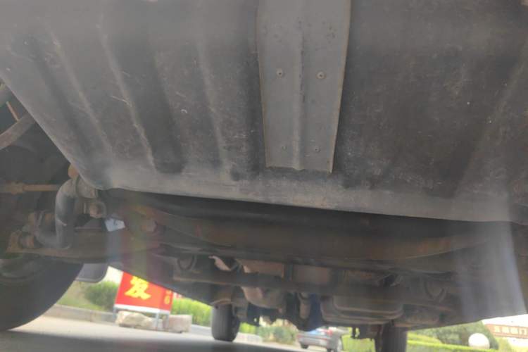 Used JAC Group Refine 2012 2.0L Timeless Edition HFC4GA3 Chassis Front