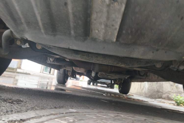 Used JAC Group Refine 2012 2.0L Timeless Edition HFC4GA3 Chassis Front
