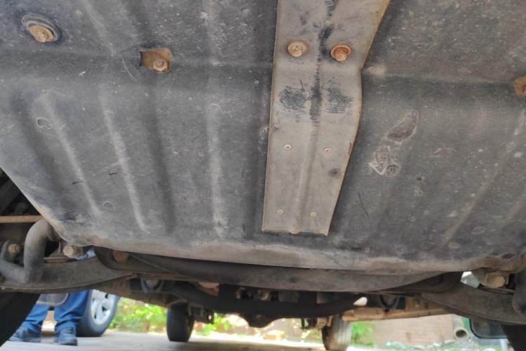 Used JAC Group Refine 2012 1.9T Shuttle Diesel Comfort Version HFC4DB1-2C Chassis Front