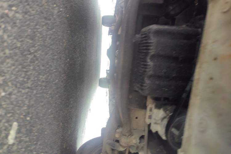 Used JAC Group Refine 2012 1.9T Shuttle Diesel Comfort Version HFC4DB1-2C Chassis Front