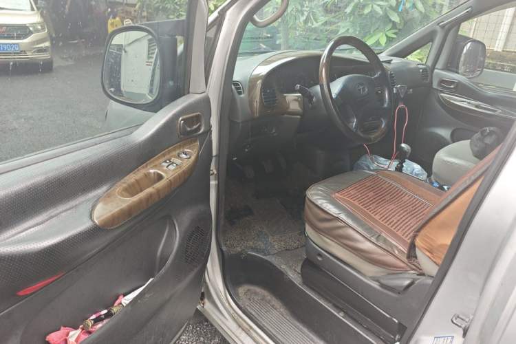 Used JAC Group Refine 2012 1.9T Shuttle Diesel Comfort Version HFC4DB1-2C Driver Seat