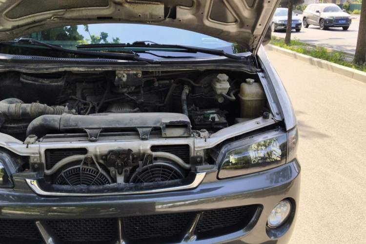 Used JAC Group Refine 2012 2.0L Timeless Edition HFC4GA3 Engine Bay Left