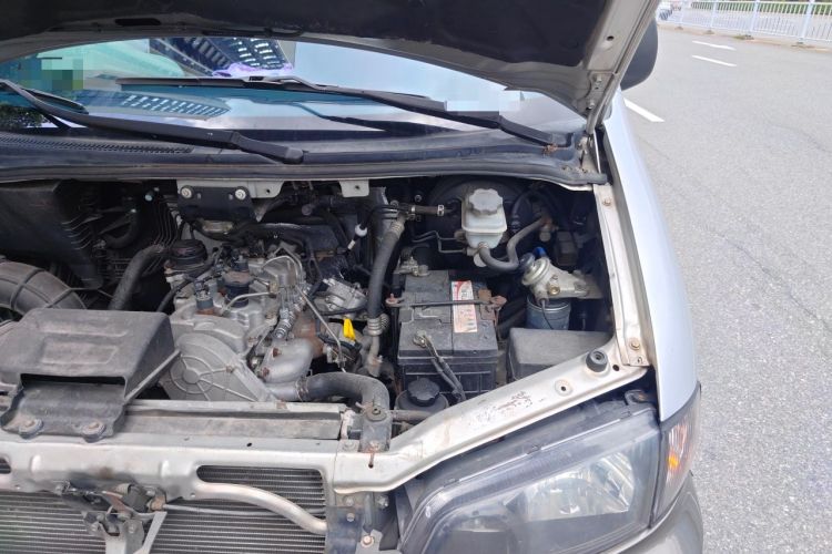Used JAC Group Refine 2012 1.9T Shuttle Diesel Comfort Version HFC4DB1-2C Engine Bay Left