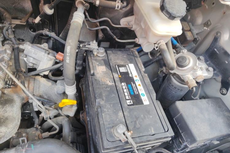 Used JAC Group Refine 2012 1.9T Shuttle Diesel Comfort Version HFC4DB1-2C Engine Bay Left
