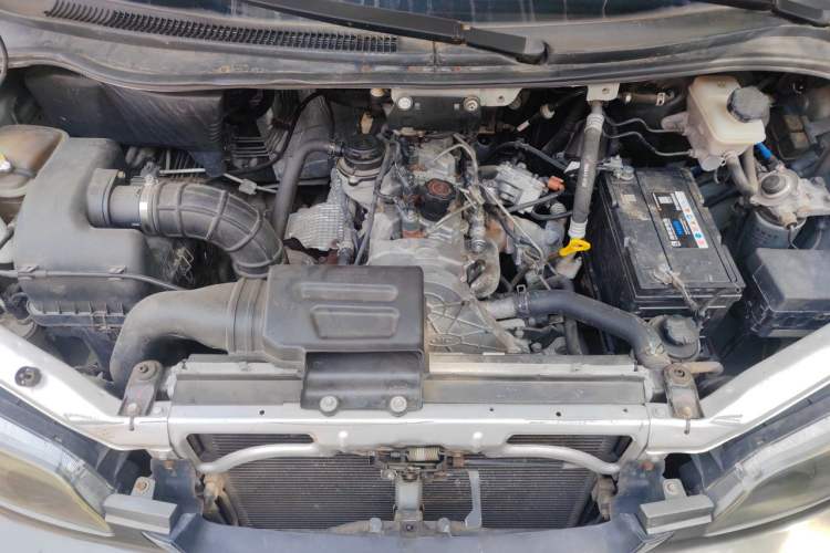Used JAC Group Refine 2012 1.9T Shuttle Diesel Comfort Version HFC4DB1-2C Engine Bay