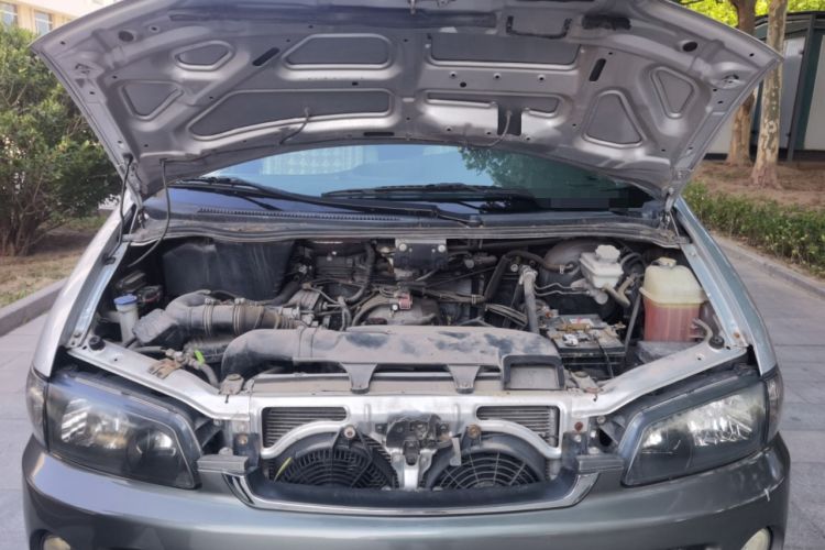 Used JAC Group Refine 2012 2.0L Timeless Edition HFC4GA3 Engine Bay