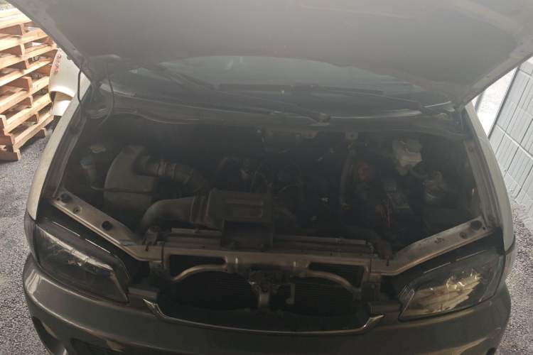 Used JAC Group Refine 2012 1.9T Shuttle Diesel Comfort Version HFC4DB1-2C Engine Bay