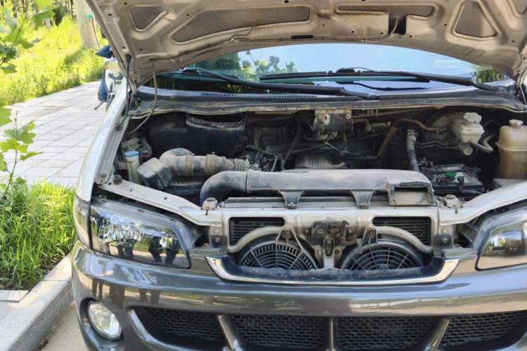 Used JAC Group Refine 2012 2.0L Timeless Edition HFC4GA3 Engine Bay Right