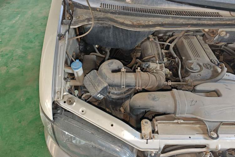 Used JAC Group Refine 2012 2.0L Timeless Edition HFC4GA3 Engine Bay Right