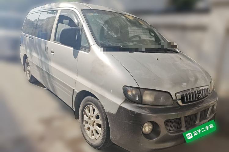 Used JAC Group Refine 2012 1.9T Shuttle Diesel Standard Model HFC4DB1-2C Front Right 45 Deg