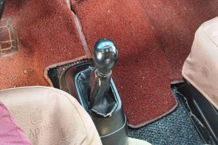 Used JAC Group Refine 2012 2.0L Timeless Edition HFC4GA3 Gear Lever