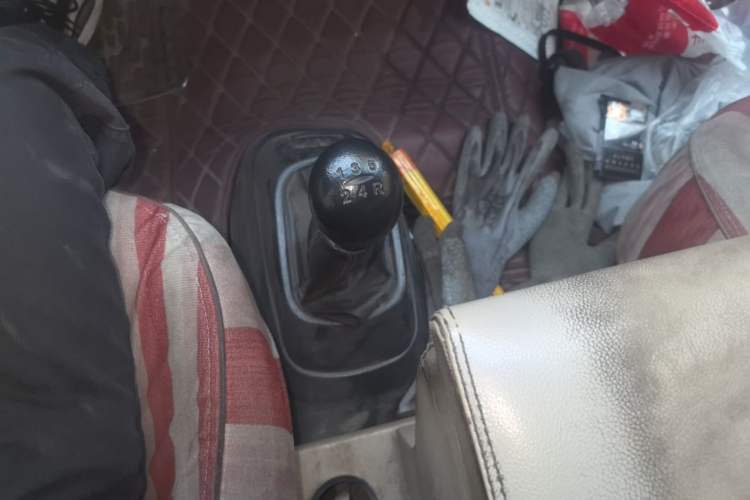 Used JAC Group Refine 2012 2.0L Timeless Edition HFC4GA3 Gear Lever