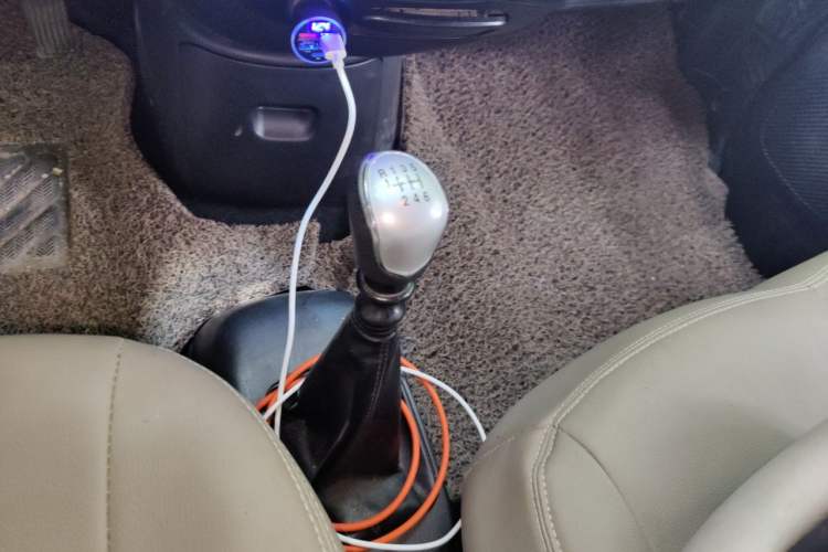 Used JAC Group Refine 2012 1.9T Shuttle Diesel Comfort Version HFC4DB1-2C Gear Lever
