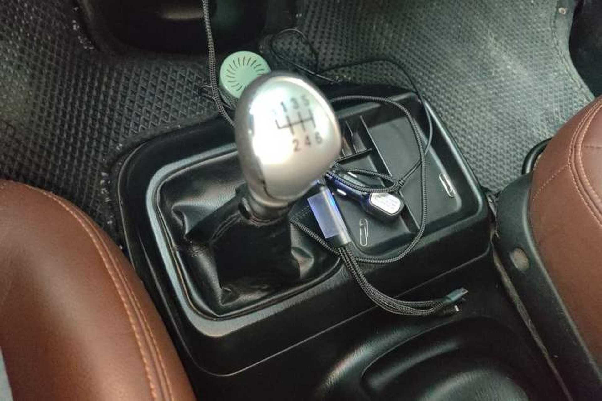 Used JAC Group Refine 2012 1.9T Shuttle Diesel Comfort Version HFC4DB1-2C Gear Lever