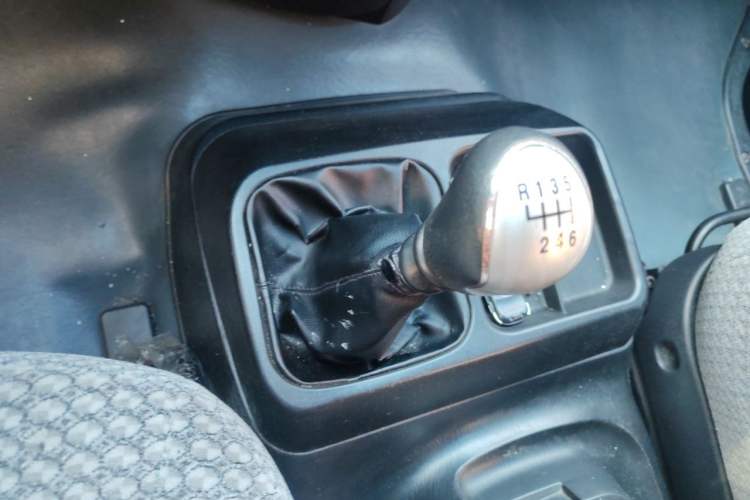 Used JAC Group Refine 2012 1.9T Shuttle Diesel Comfort Version HFC4DB1-2C Gear Lever