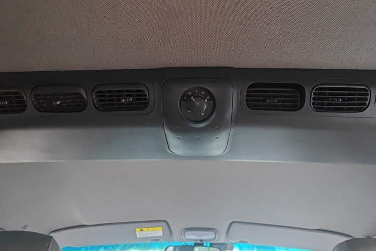 Used JAC Group Refine 2012 1.9T Shuttle Diesel Comfort Version HFC4DB1-2C Headliner