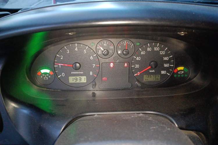 Used JAC Group Refine 2012 2.0L Timeless Edition HFC4GA3 Instrument Cluster