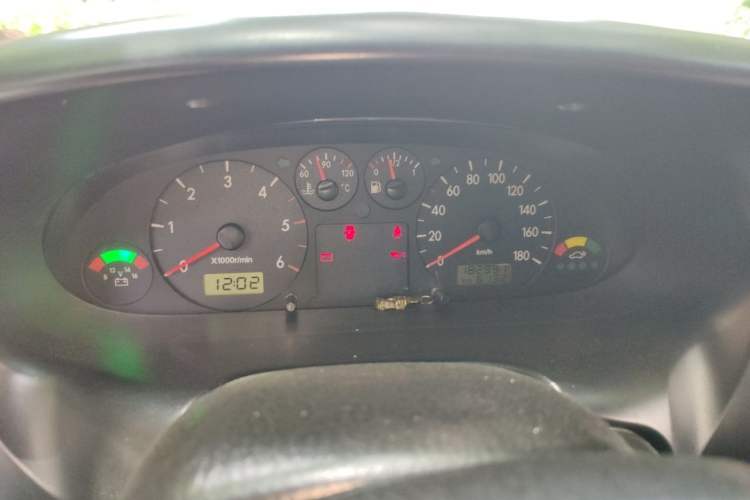 Used JAC Group Refine 2012 1.9T Shuttle Diesel Comfort Version HFC4DB1-2C Instrument Cluster