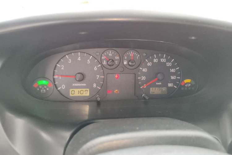 Used JAC Group Refine 2012 2.0L Timeless Edition HFC4GA3 Instrument Cluster